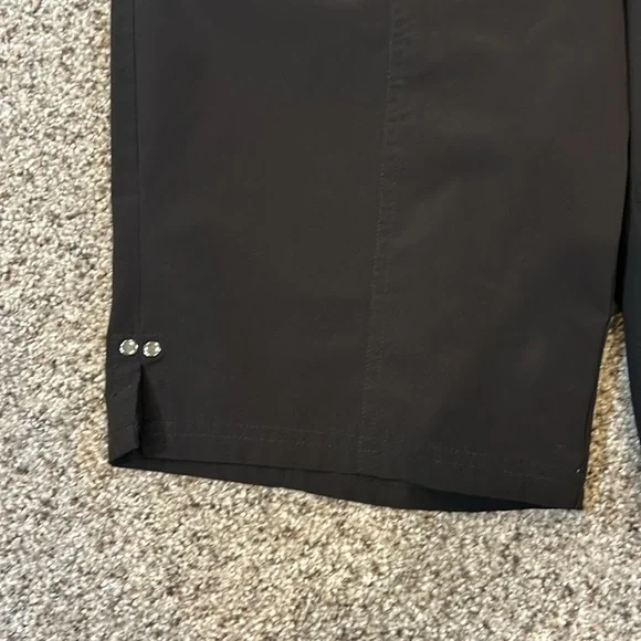 Chico’s Zenergy Pull On Elastic Waist Shorts 2 (12) - Picture 3 of 7